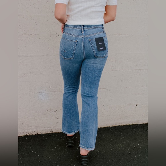 🆕 2/$100 NWOT Hudson Jeans | High Rise Distressed Flare - Picture 16 of 16